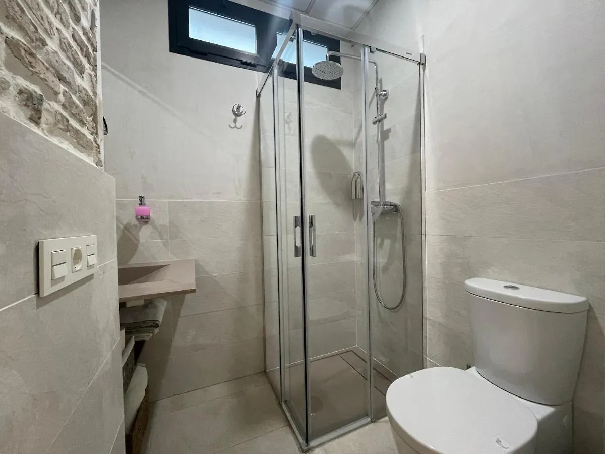 Adriano Apartments Seville 0*,